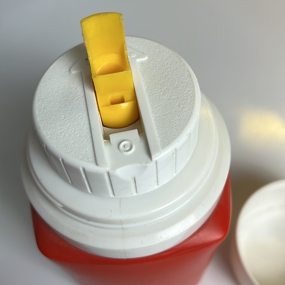 Vintage 1983 Star Wars Return of the Jedi King Seeley Ewok Red Thermos W… - Picture 8 of 10